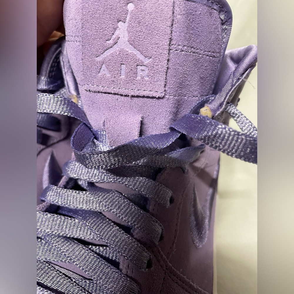 Nike Air Jordan 1 Retro High Season Of Her Purple Earth sz 9 - Picture 4 of 12